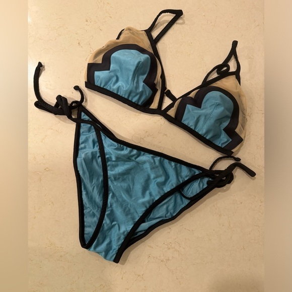 augua de coco Other - Size large Agua de Coco, bathing suit worn about quite still in good condition